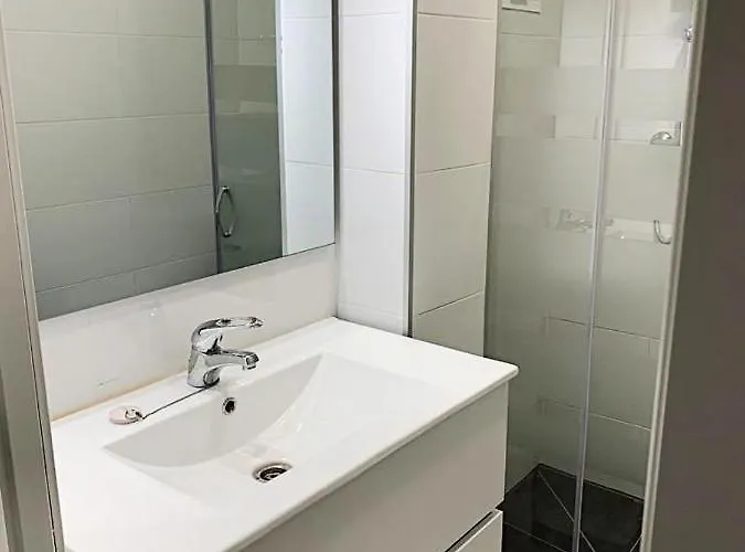 Studio With Sea Views In Lejlighed